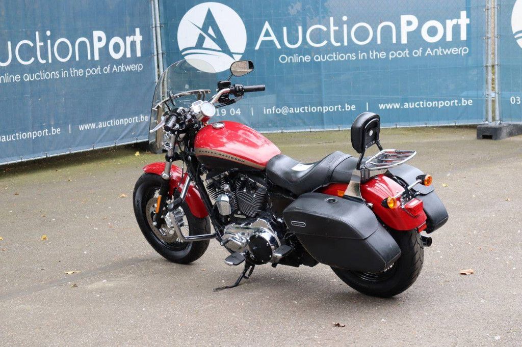 Motorcycle Harley Davidson XL1200 Superlow Petrol 2020