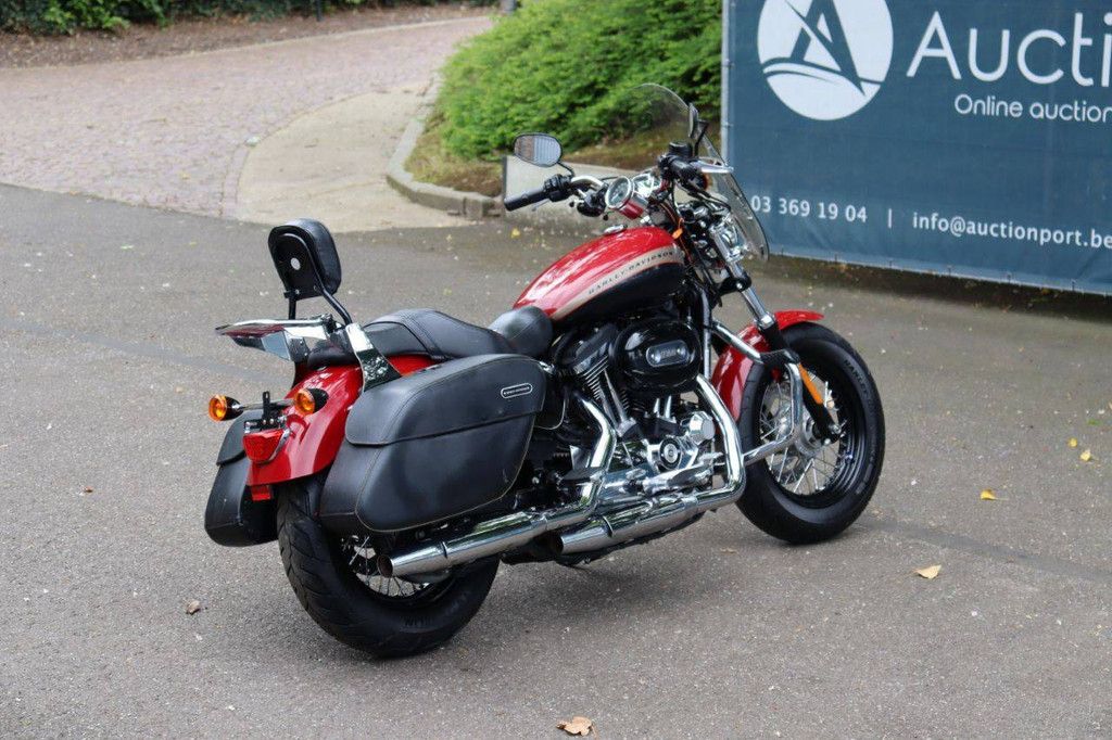 Motorcycle Harley Davidson XL1200 Superlow Petrol 2020