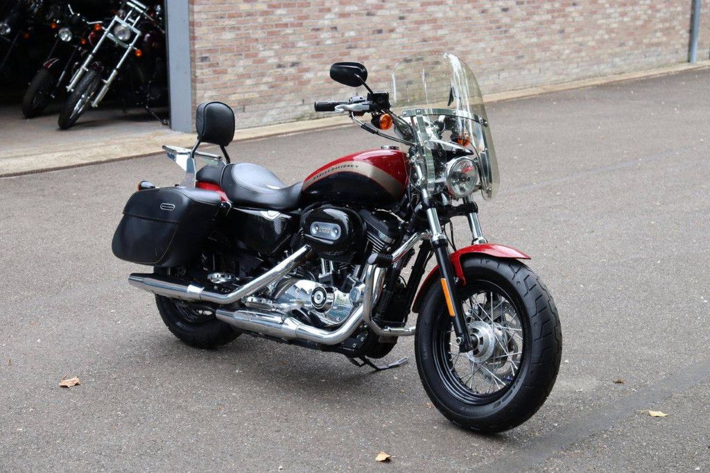 Motorcycle Harley Davidson XL1200 Superlow Petrol 2020