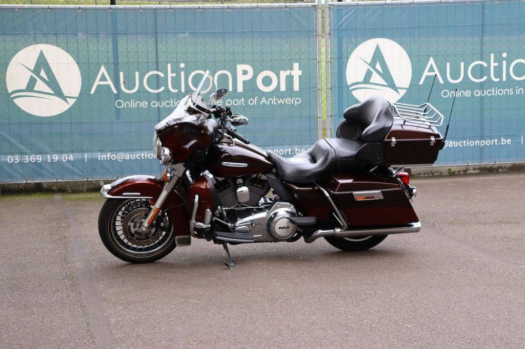 Motorcycle Harley-Davidson ULTRA LIMITED Petrol 2011