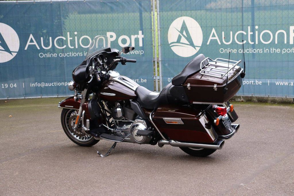 Motorcycle Harley-Davidson ULTRA LIMITED Petrol 2011