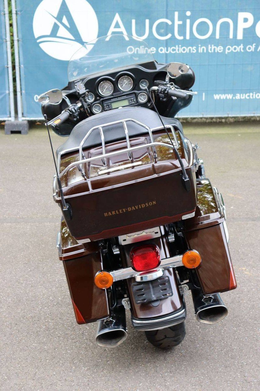 Motorcycle Harley-Davidson ULTRA LIMITED Petrol 2011