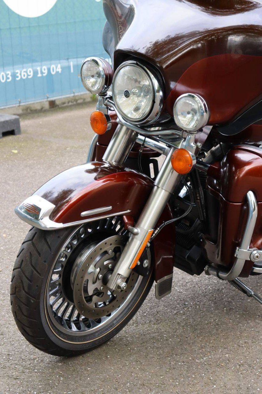 Motorcycle Harley-Davidson ULTRA LIMITED Petrol 2011