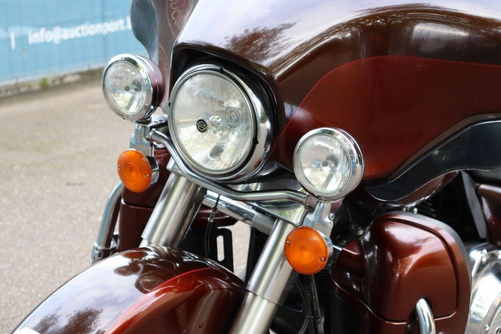 Motorcycle Harley-Davidson ULTRA LIMITED Petrol 2011