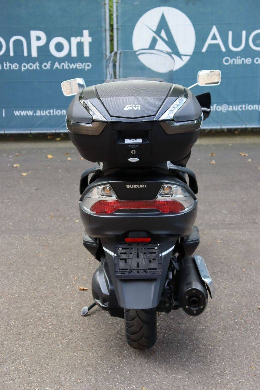Motor Suzuki BURGMAN 400 Benzine 2016 (Marge)