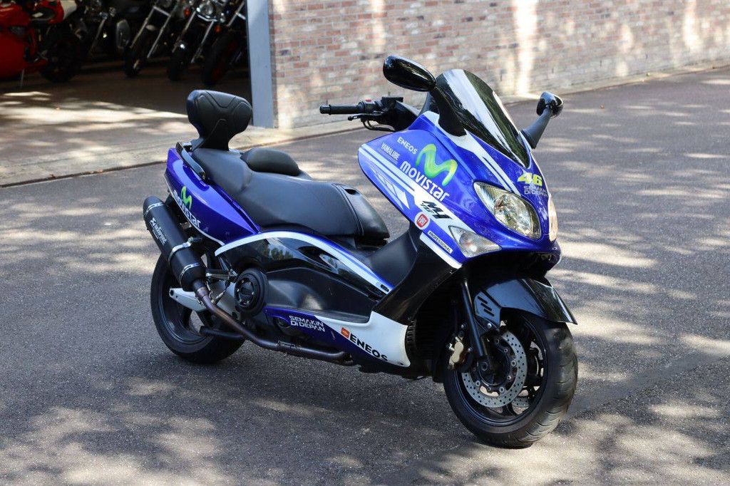 Yamaha T-MAX 500 Petrol Motorcycle 2006 (Margin)