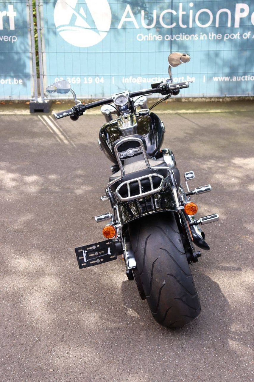 Harley-Davidson BREAKOUT SOFTAIL Motorcycle Gasoline 2015