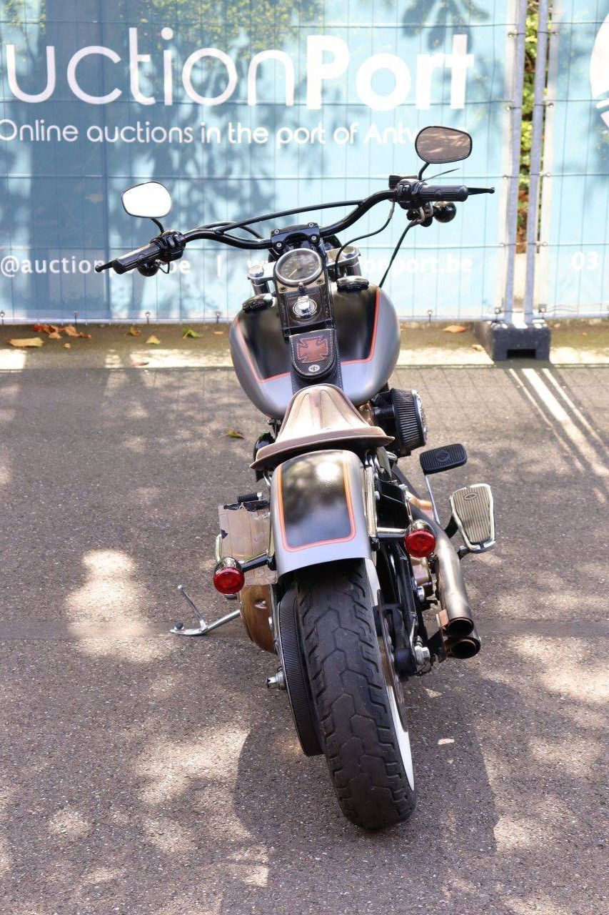 Harley-Davidson SOFTAIL DELUXE Gasoline Motorcycle 2005