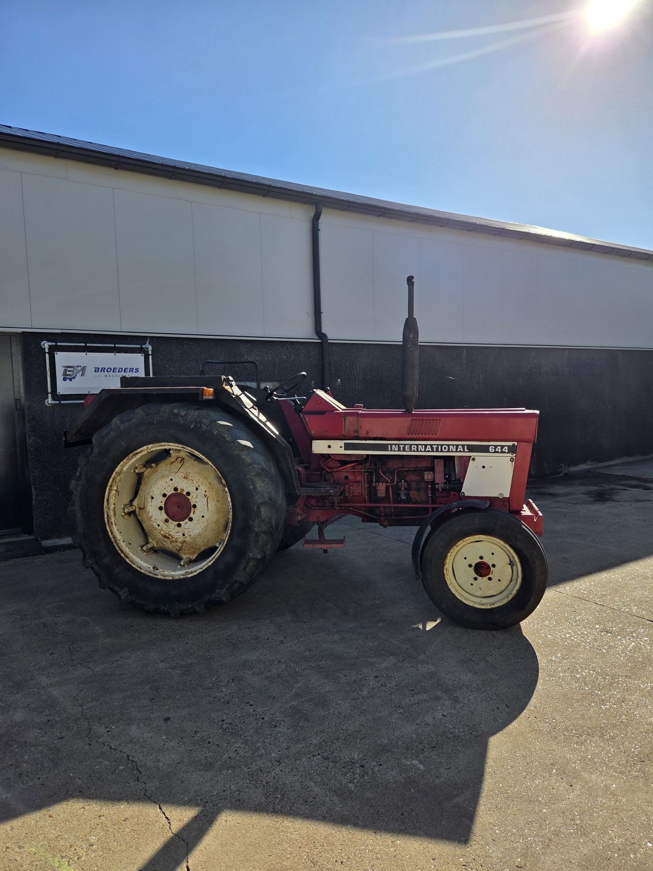 International 644