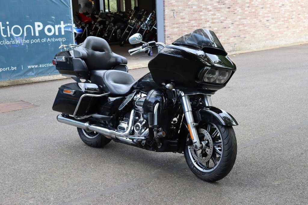 Motor Harley-Davidson ROAD GLIDE 114 INCH Benzine 2018