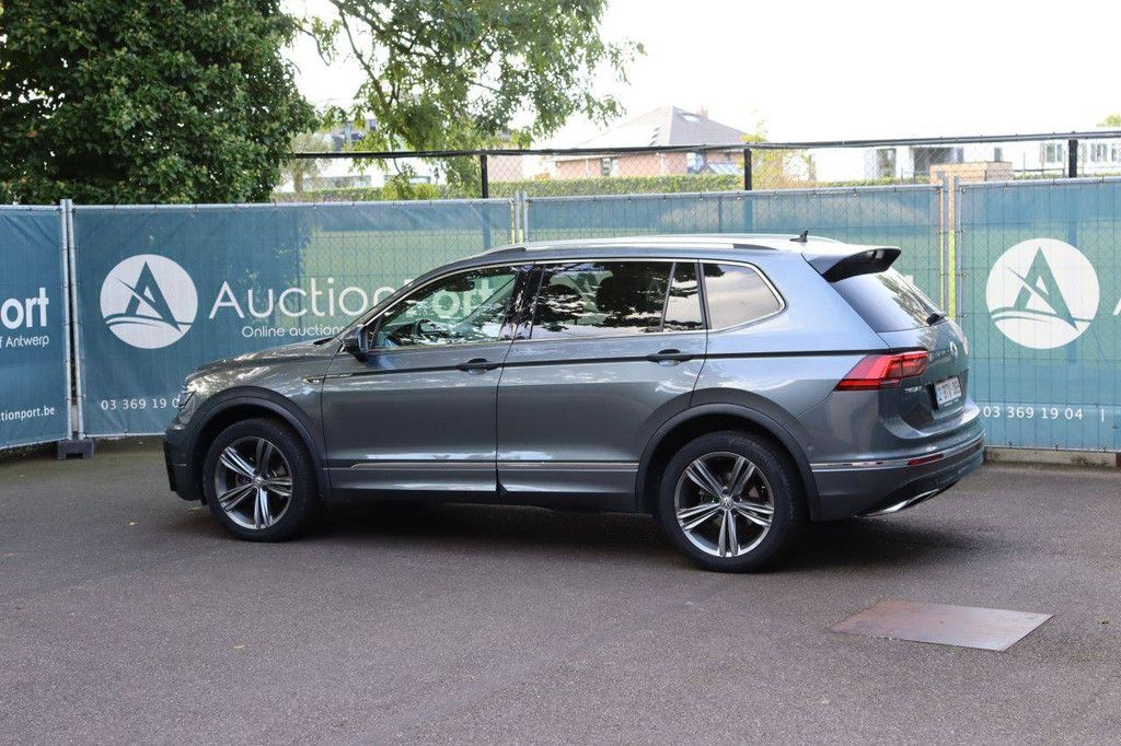 SUV Volkswagen TIGUAN Diesel 150 PS 2020