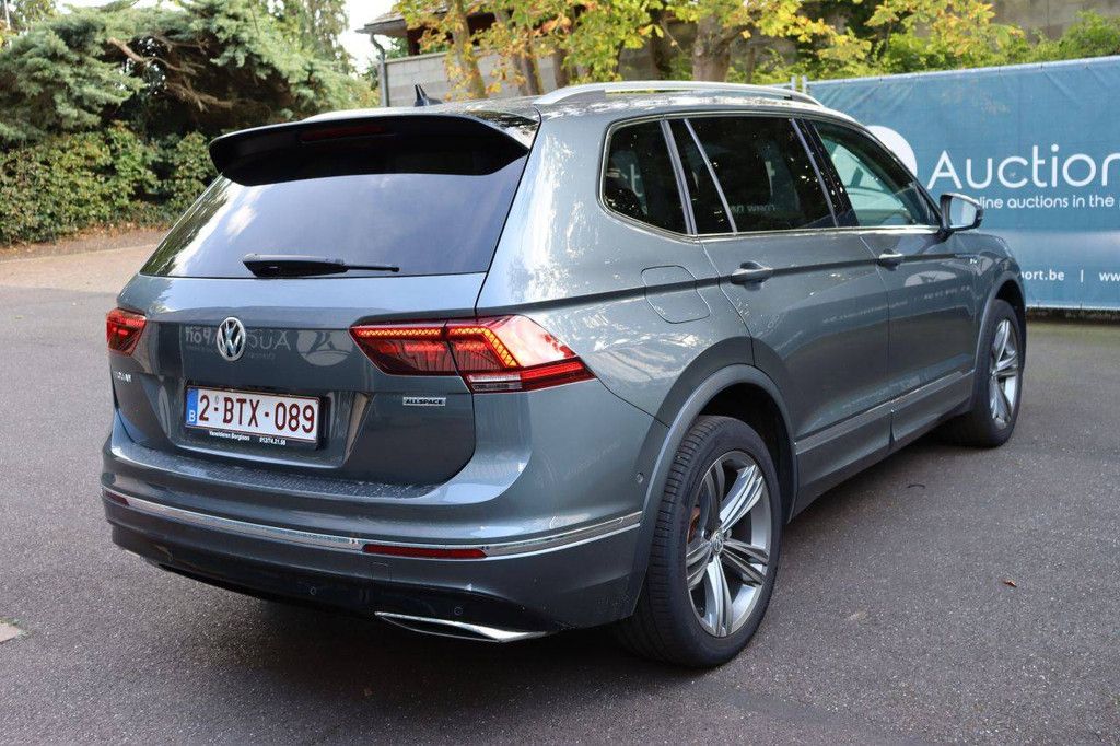 SUV Volkswagen TIGUAN Diesel 150 PS 2020
