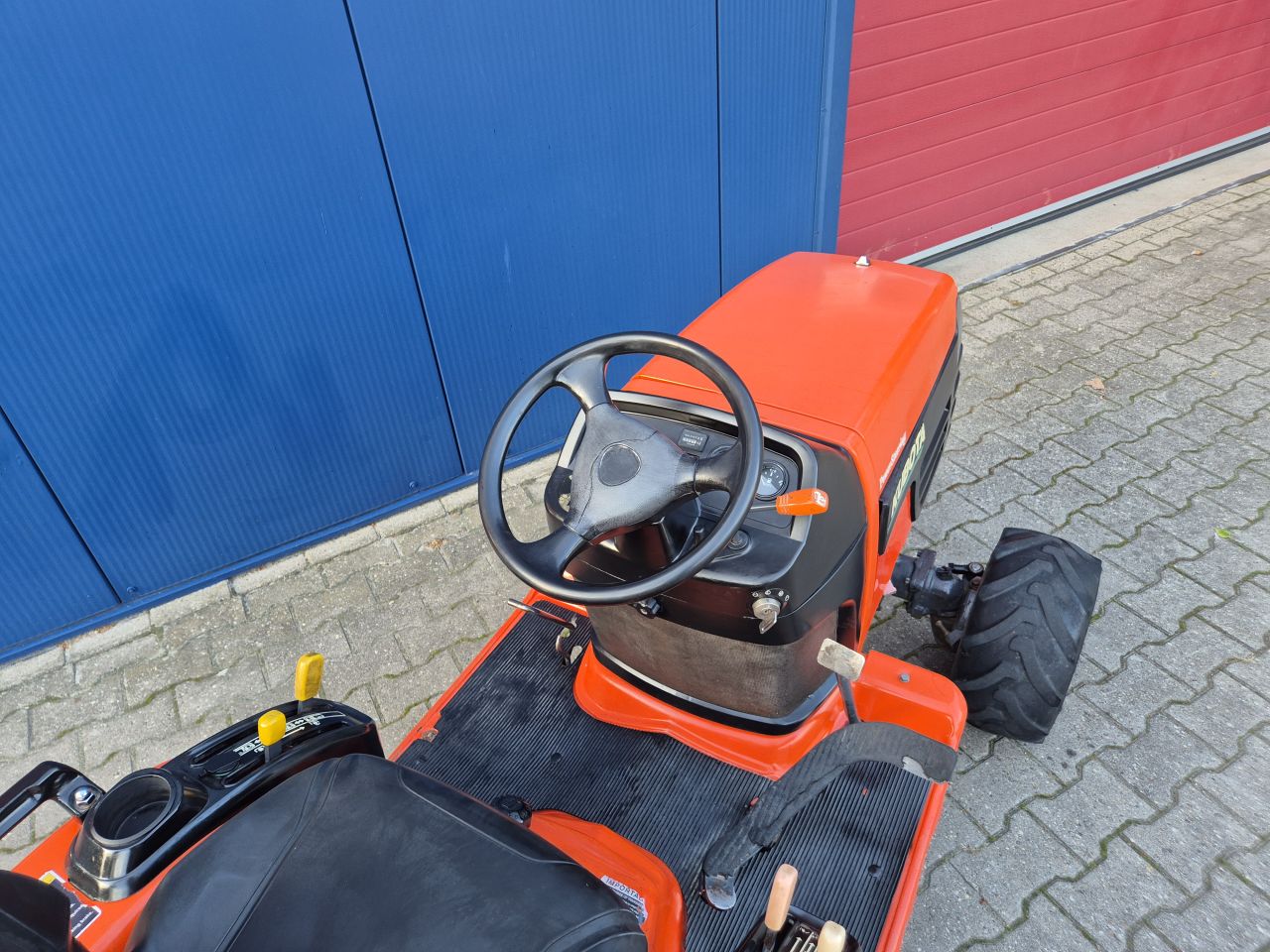 KUBOTA BX2200 MINI TRACTOR 4X4 AUTOMAAT 22PK