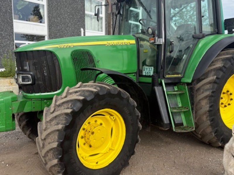 John Deere 6920S