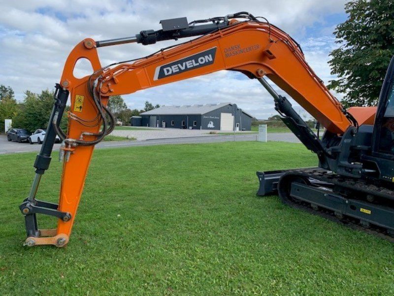 Develon DX85R-7