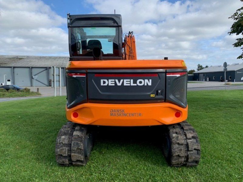 Develon DX85R-7