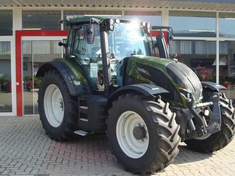 Valtra N135 HiTech