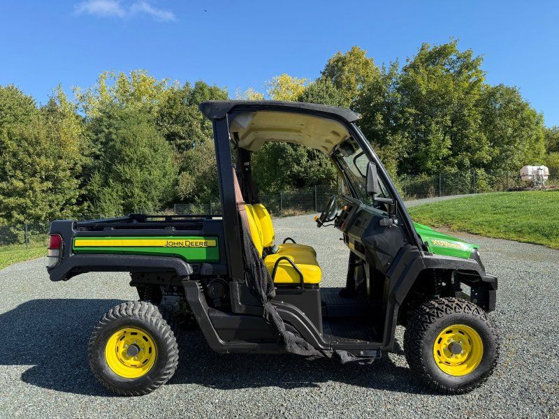 John Deere Gator XUV 865M