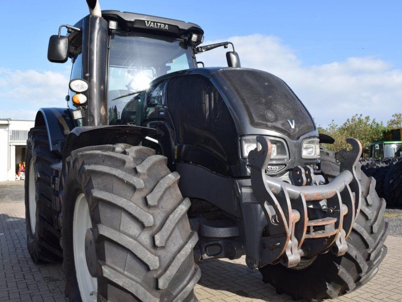 Valtra S353