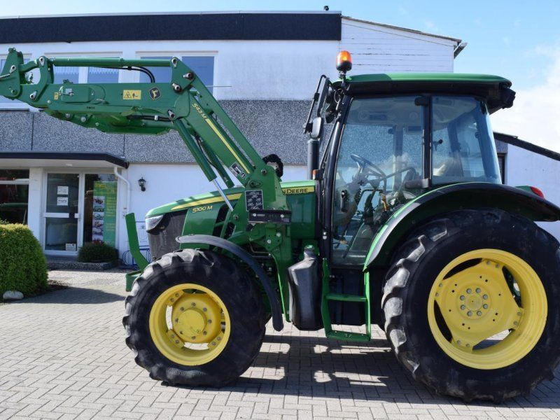 John Deere 5100 M