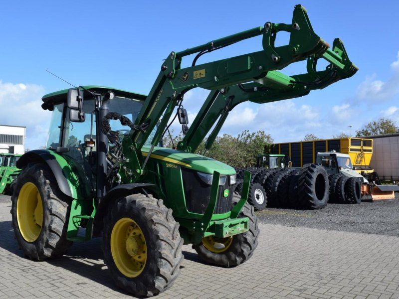 John Deere 5100 M