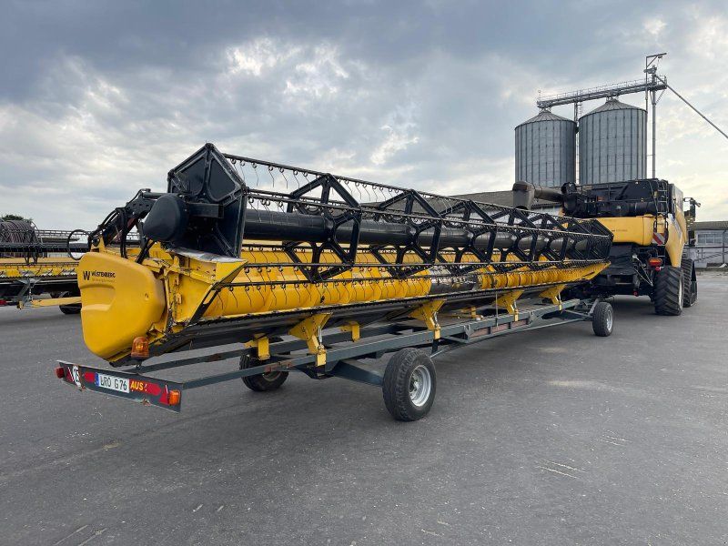 New Holland CR 9090 SCR