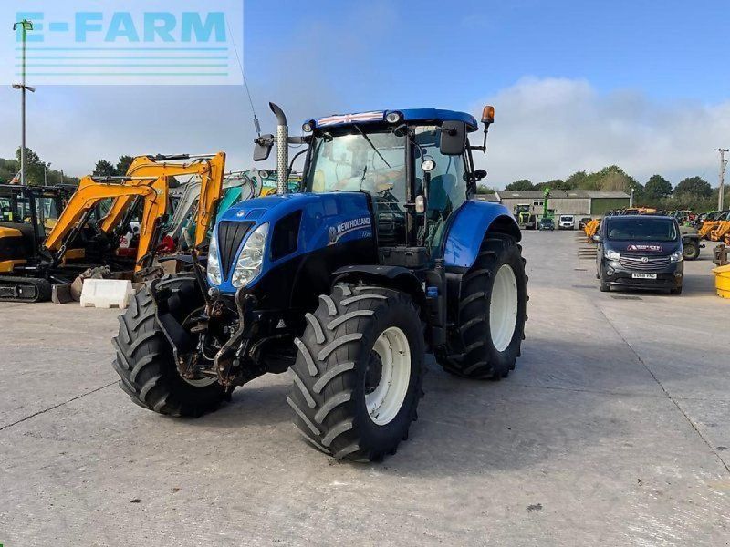 New Holland t7.200  (st27355)