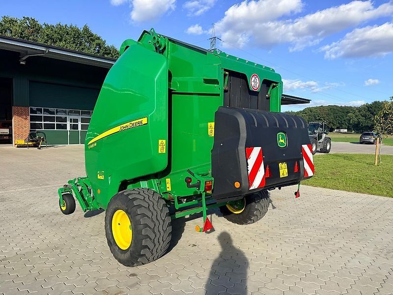 John Deere VM