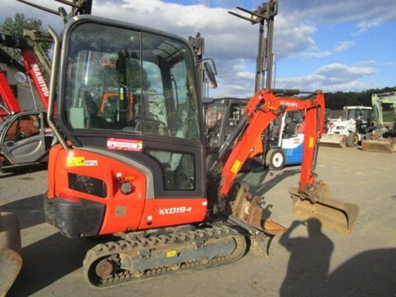 Kubota KX 019-4 mit hydraul. Schnellwechsler + 3 Löffel