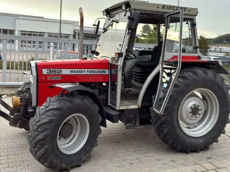 Massey Ferguson 362