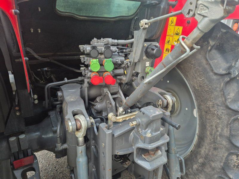 Massey Ferguson 5609