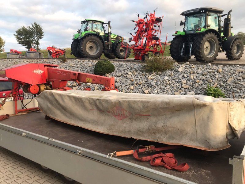 Kuhn GMD 902 Lift Control