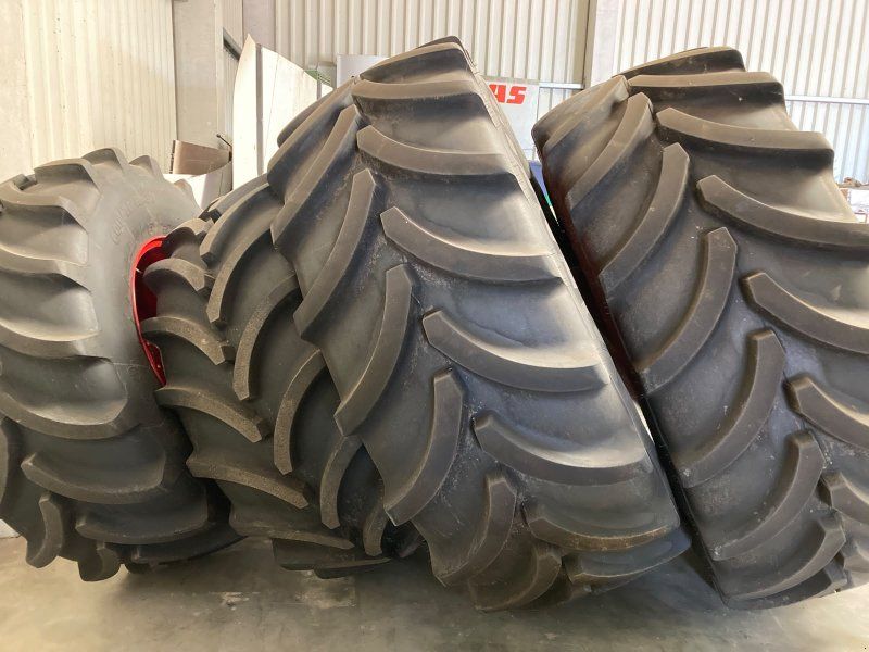 Fendt 600/70 R30 + 710/70 R42