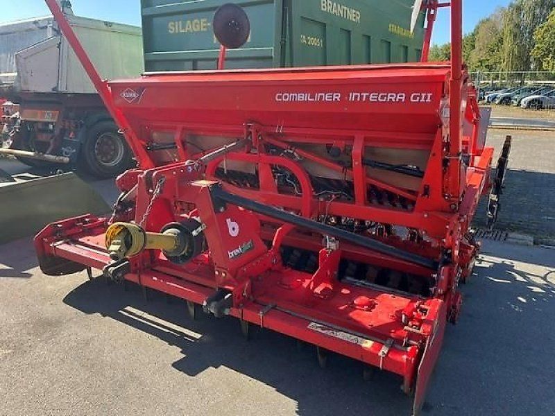 Kuhn Combiliner Integra G II