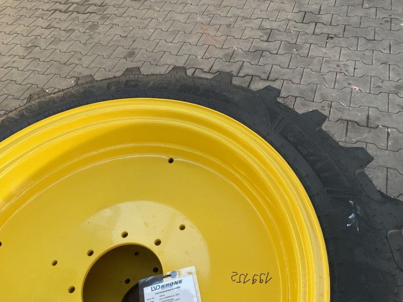 Ceat 270/95R36
