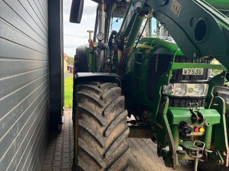 John Deere 7530 Premium mit Frontlader