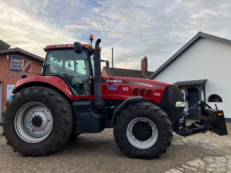 Case IH Magnum 310