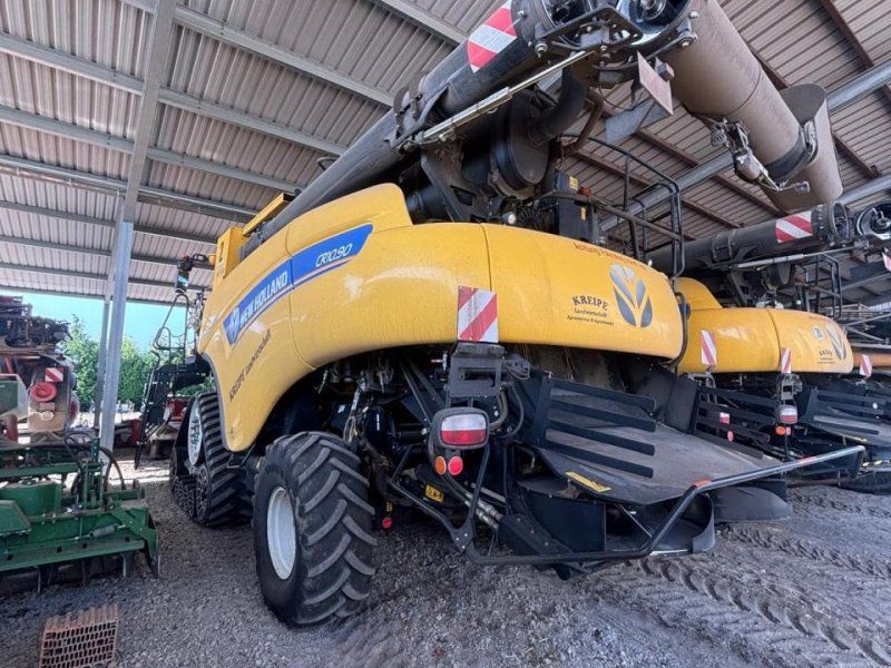 New Holland CR 10.90