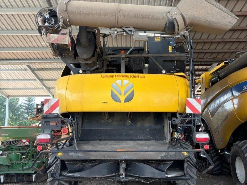 New Holland CR 10.90