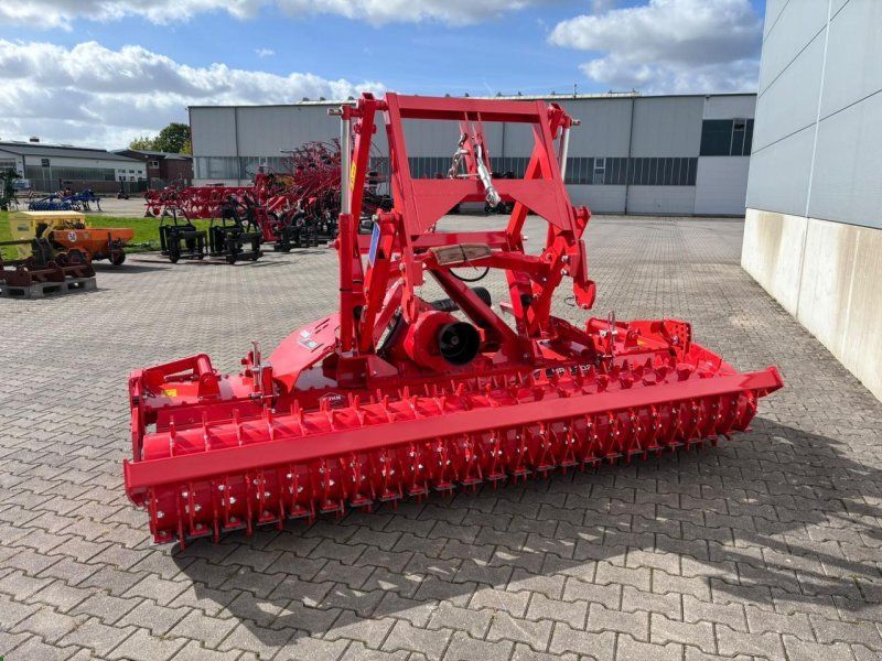Kuhn HRB302D