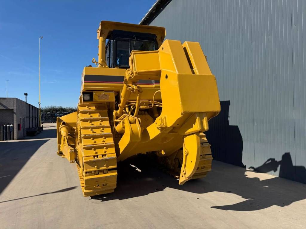 CAT D9R