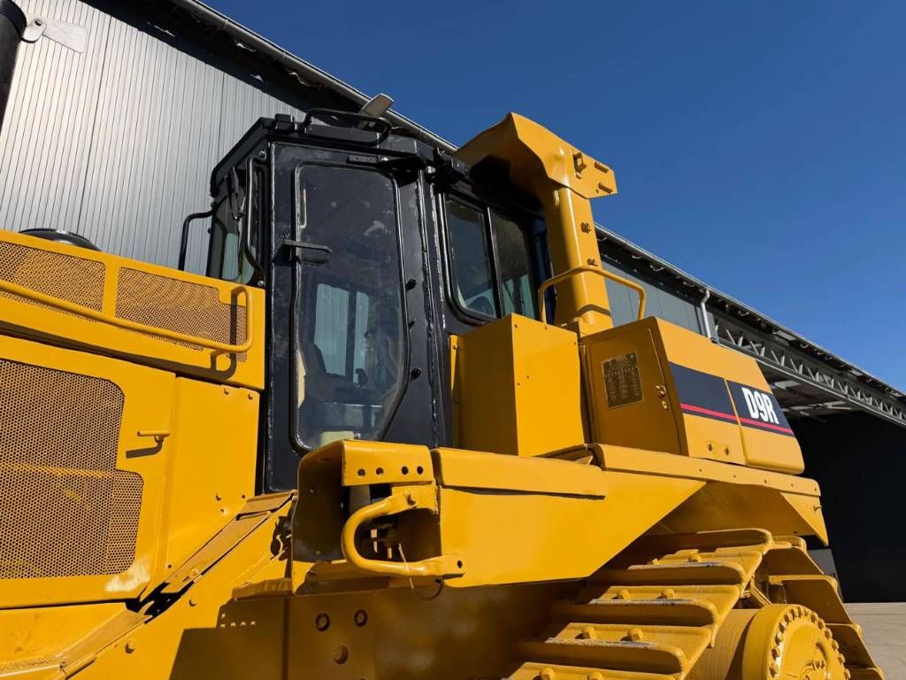 CAT D9R