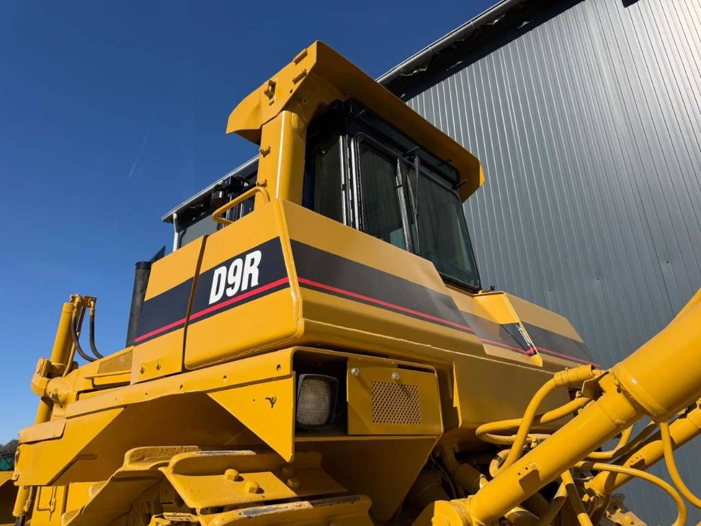 CAT D9R