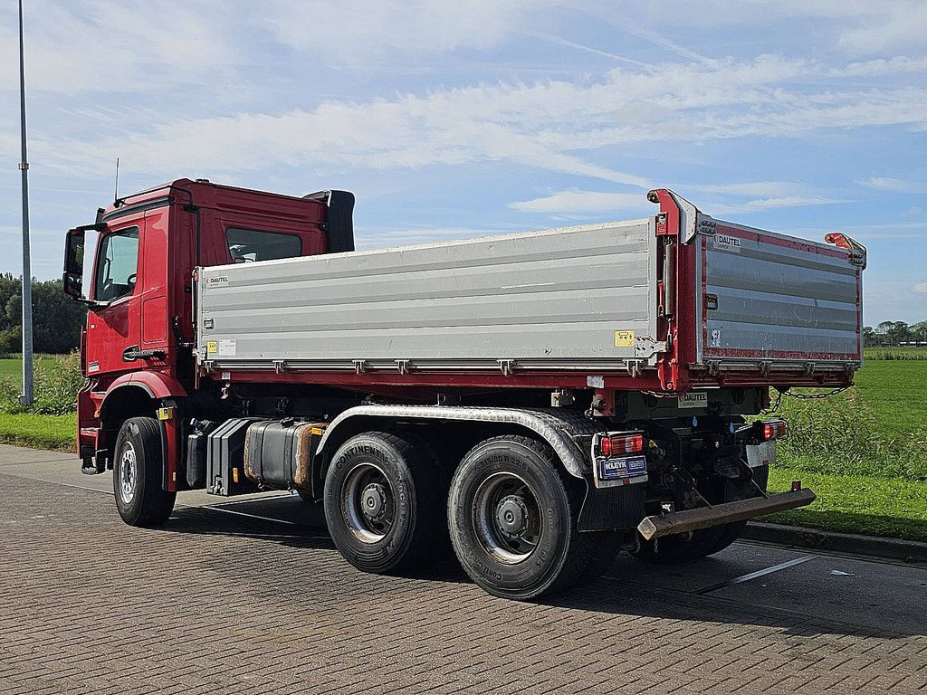 MERCEDES-BENZ AROCS 2645 6x4 retarder 151tkm