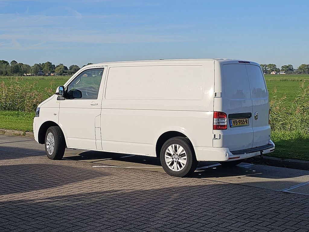 VOLKSWAGEN TRANSPORTER 2.0 TDI L1H1 NAP 102Pk Airco Bumpers-Kleur Lm-Velgen Trekhaak Export !