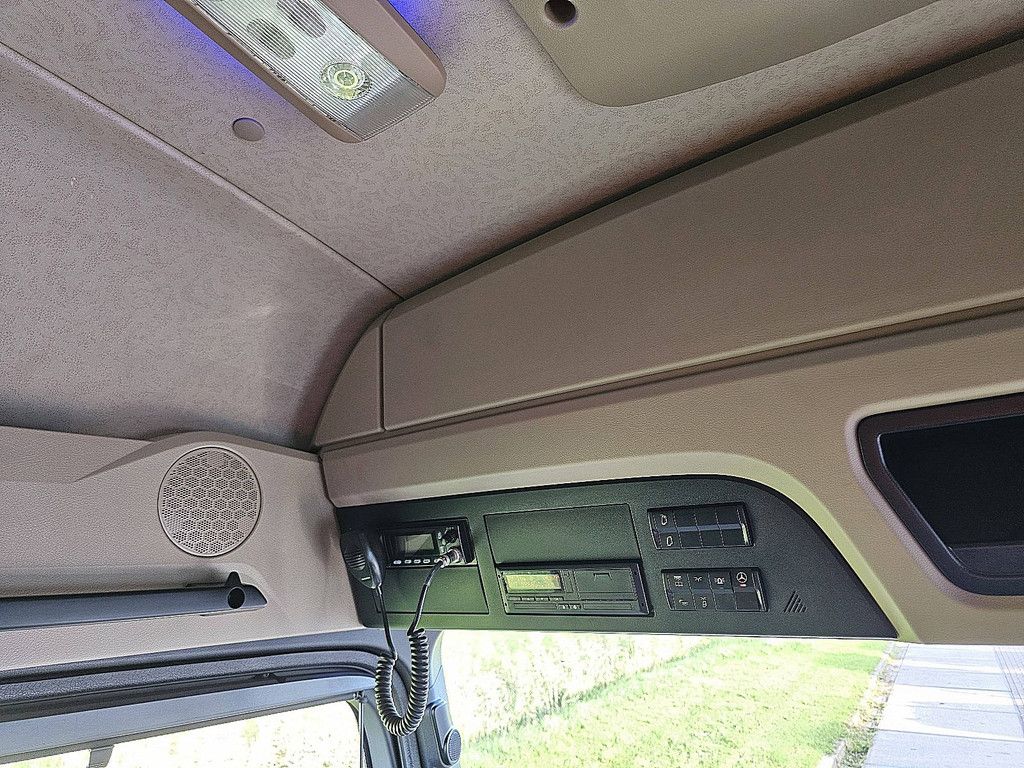 MERCEDES-BENZ ACTROS 2553 6x2*4