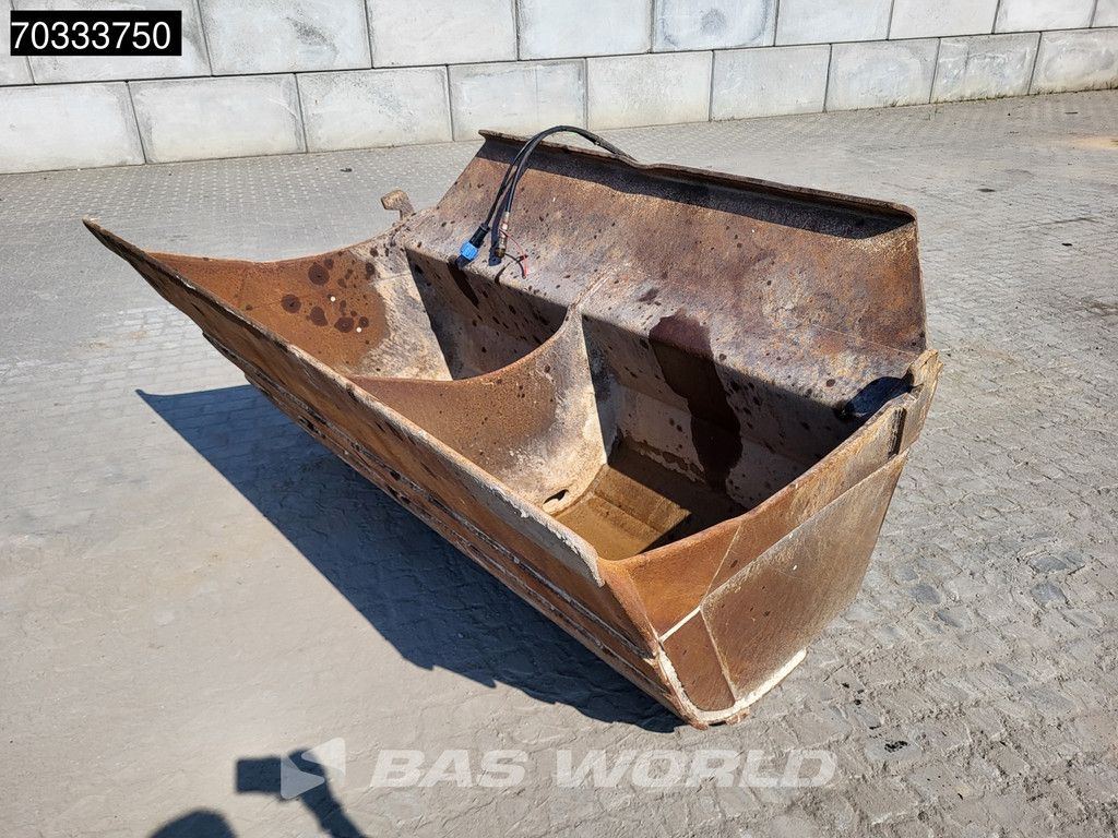 JST S80 Tiltbucket