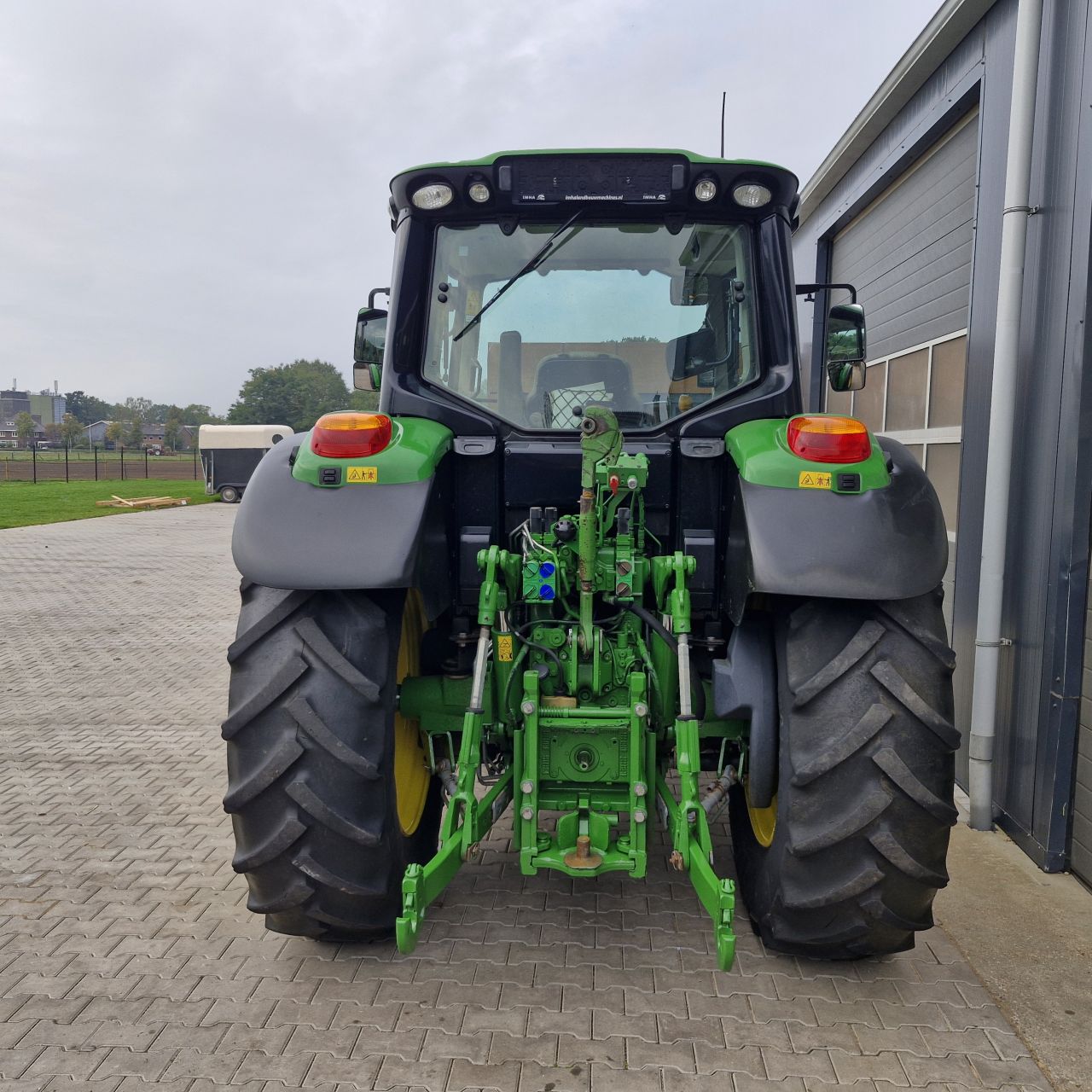 John deere 6110m
