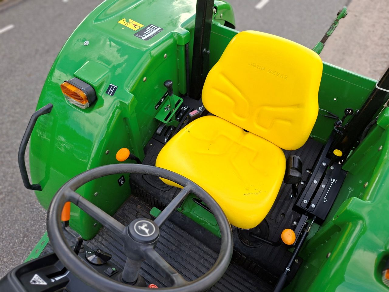 John Deere 5055E !!! 534 uur !!!