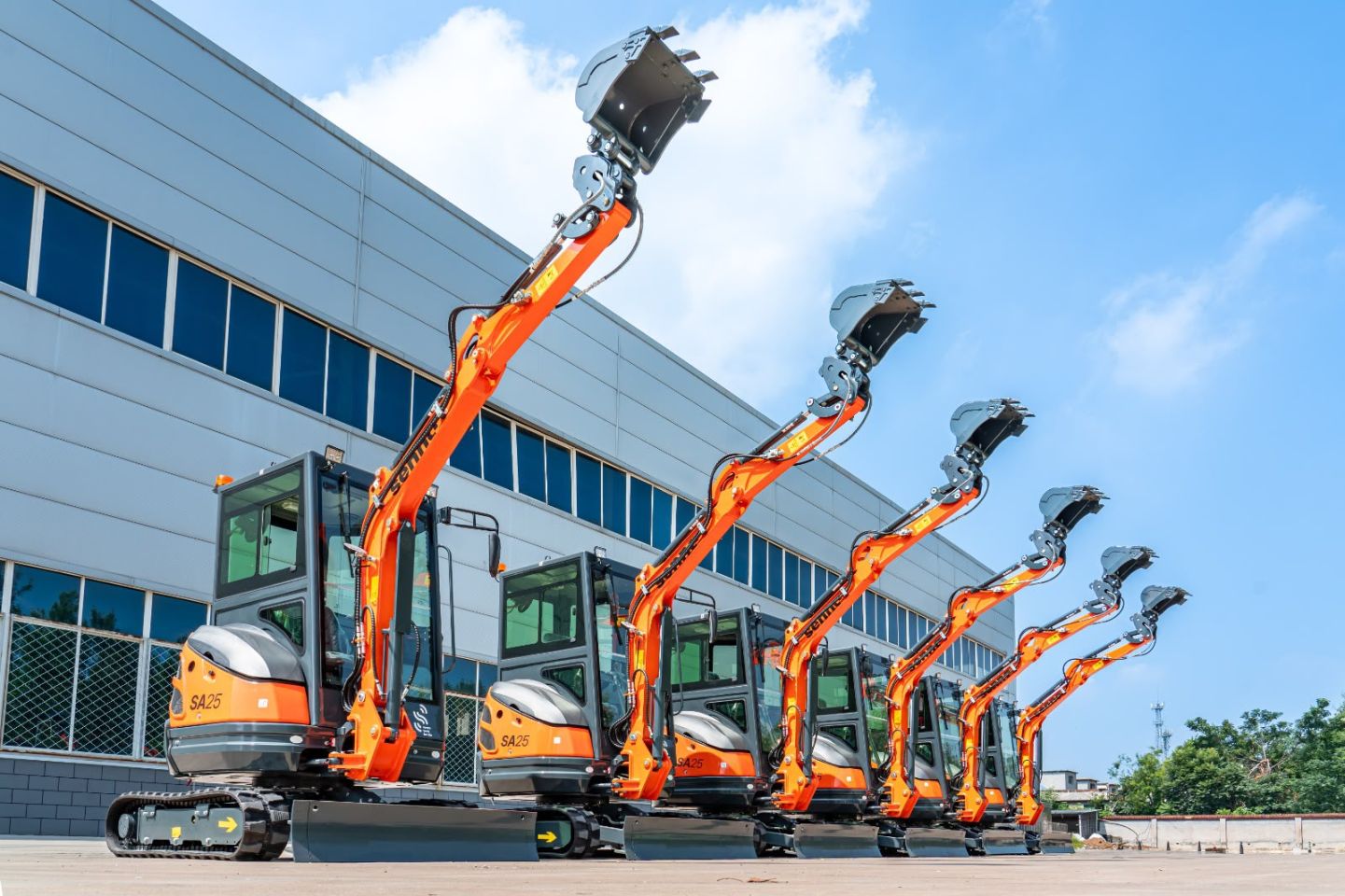 Senna Tools SA25 graafmachine 2500 kg – Kubota – 3 bakken